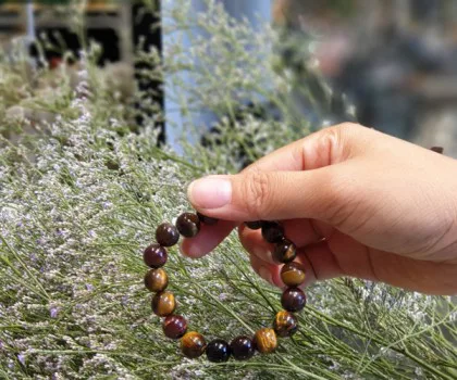 Chuỗi mắt mèo đen, đỏ đa sắc 10li FS6830